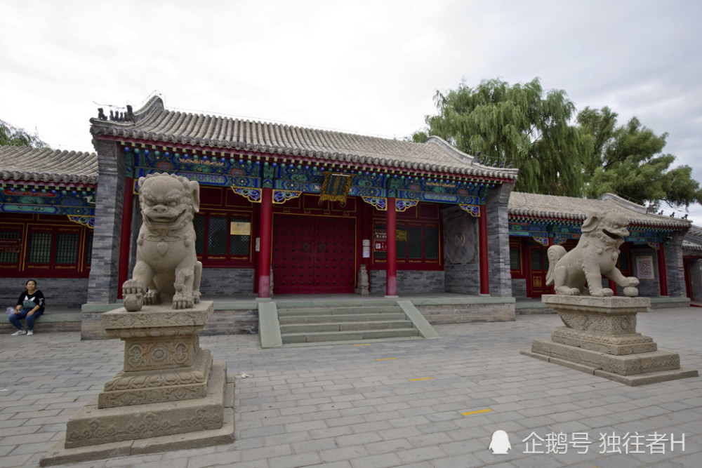 鲜明的蒙古建筑风格浓郁的民族特色威严的奈曼王府