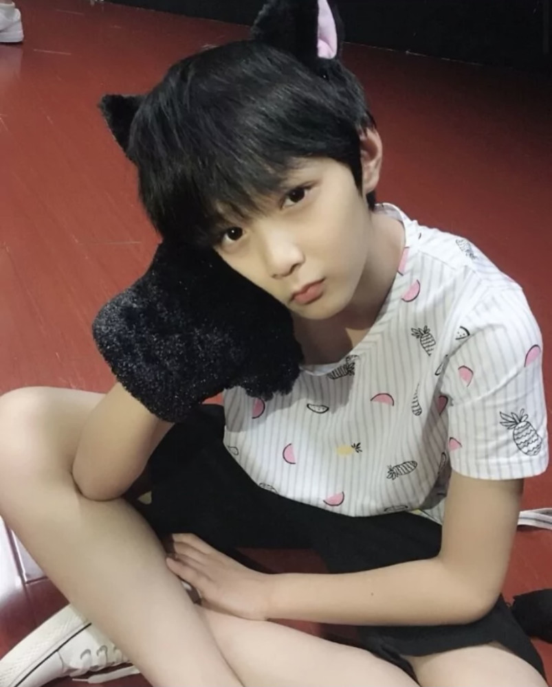 时代少年团刘耀文—早期图片_腾讯新闻
