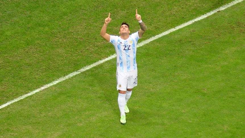 世预赛-阿根廷3-1委内瑞拉7战不败，梅西险被断腿，劳塔罗独造3球