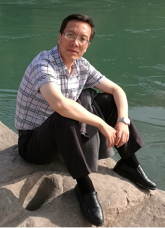 第九届冰心散文奖揭晓云南作家杨杨叶浅韵段爱松获奖