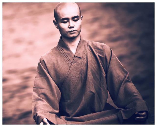 曾是金牌主持人,节目上调戏谢娜,怒骂金星,三婚的乐嘉今怎样了