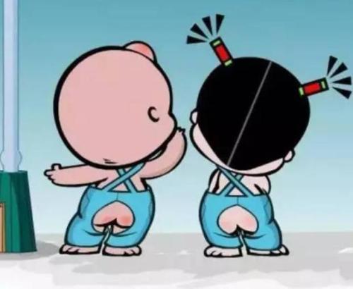 穿开裆裤的这3个坏处看完你还敢给孩子穿吗