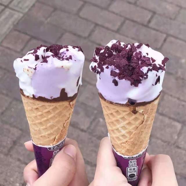 别再说"发明这种雪糕,是因为懒得洗盘子"了,真相其实是这样的|甜筒