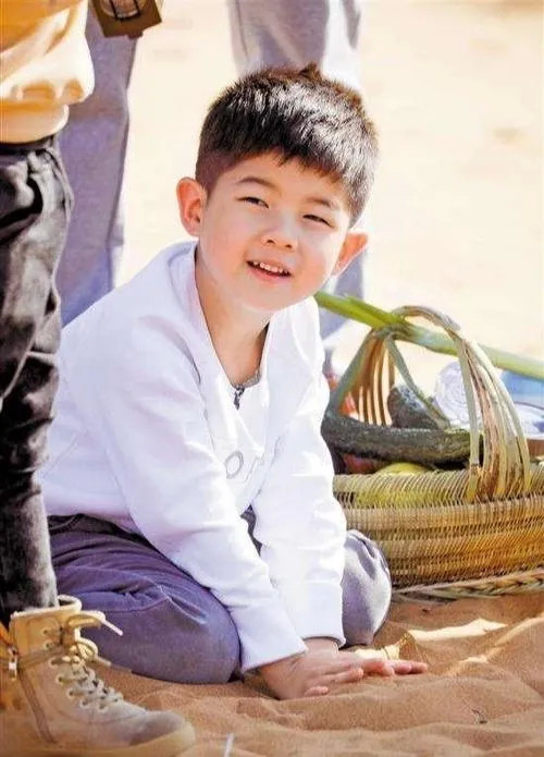 "星二代"都上哪些学校?学费昂贵动不动几十万起步,有钱也难进