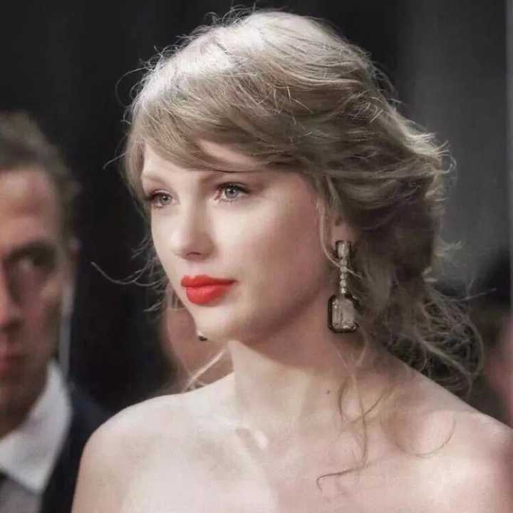 霉霉绝美头像高清无水印