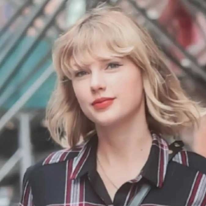 霉霉绝美头像高清无水印