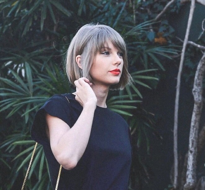 霉霉绝美头像高清无水印