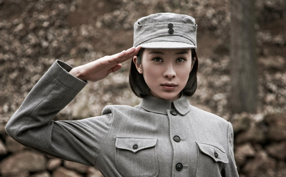 中性格细腻的女兵欧阳倩,还是《铁血武工队传奇》英姿飒爽的苗月,亦或