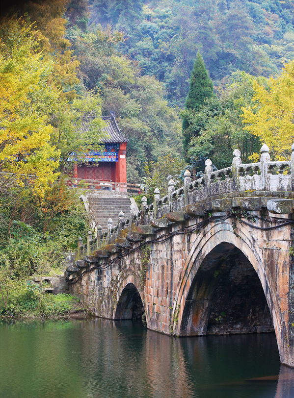 我国道教第一名山门票高达200元还被誉为皇室家庙