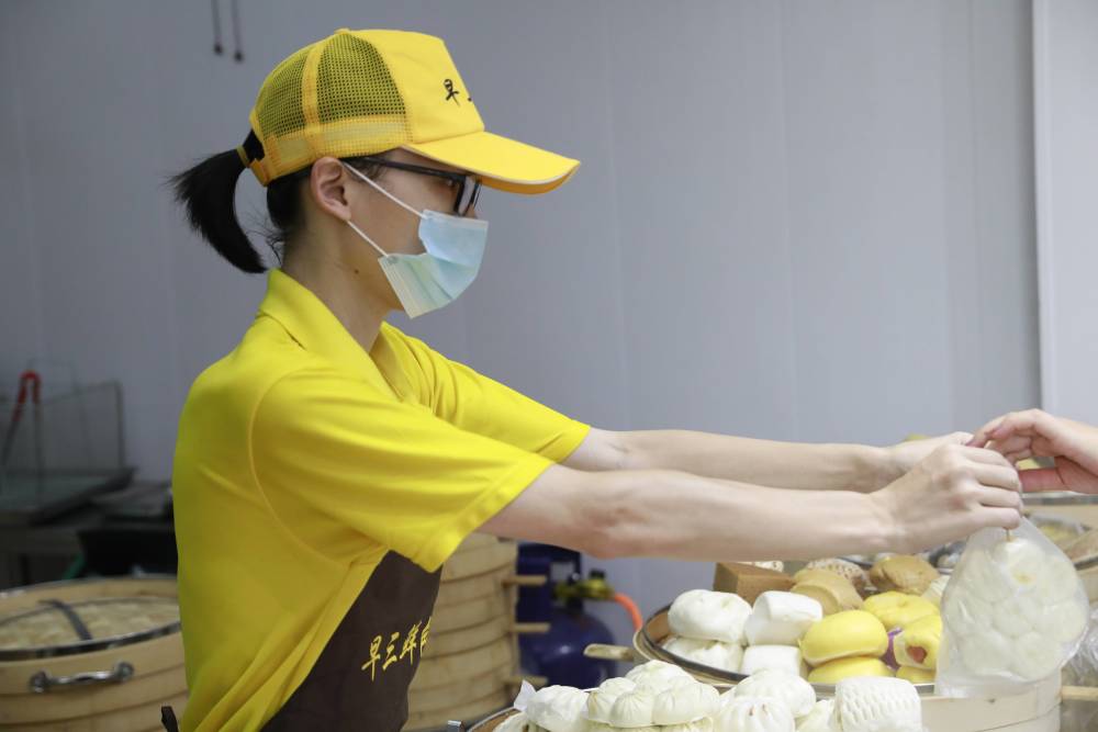 适合年轻人的新奇创业项目有哪些_适合景区的新奇项目_年轻小伙创业什么项目好