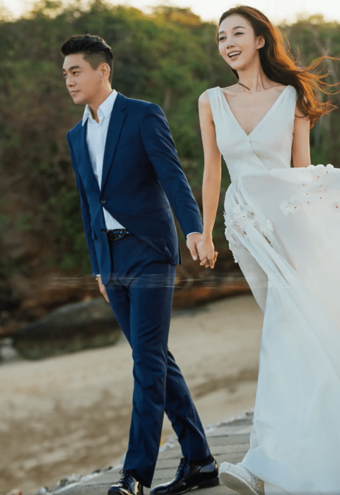 朱孝天妻子罕见秀恩爱 晒婚纱照庆祝结婚五周年 网友 太甜了吧 全网搜 朱孝天妻子罕见秀恩爱 晒婚纱照庆祝结婚五周年 网友 太甜了吧 全网搜