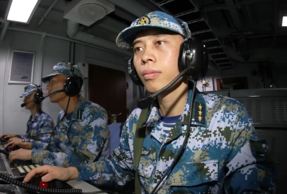 航母舰员原创MV《再见深蓝》，送给即将退役的战友喜马拉雅趣配音评分
