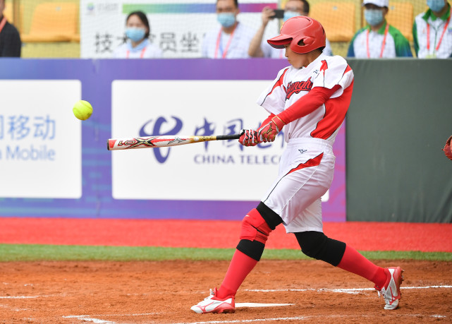 9月3日,上海队选手王雅茹在比赛中.新华社记者 张博文 摄