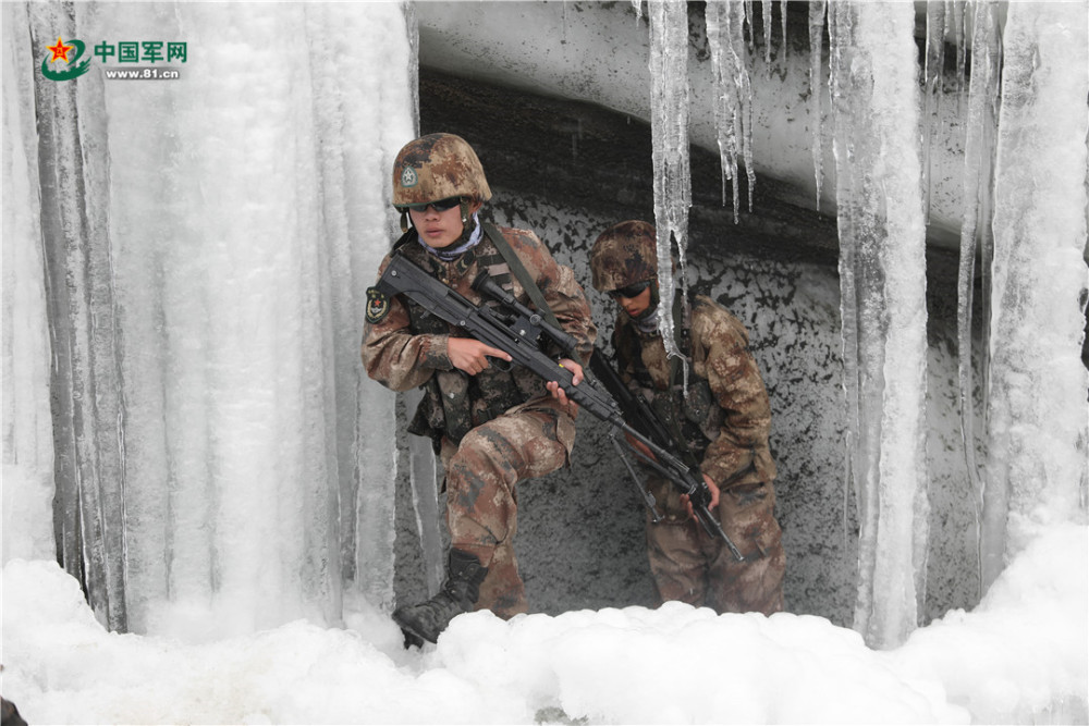 讲解信使兵器冷兵器海拔一场