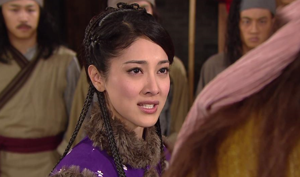 港姐陈凯琳晒性感照!