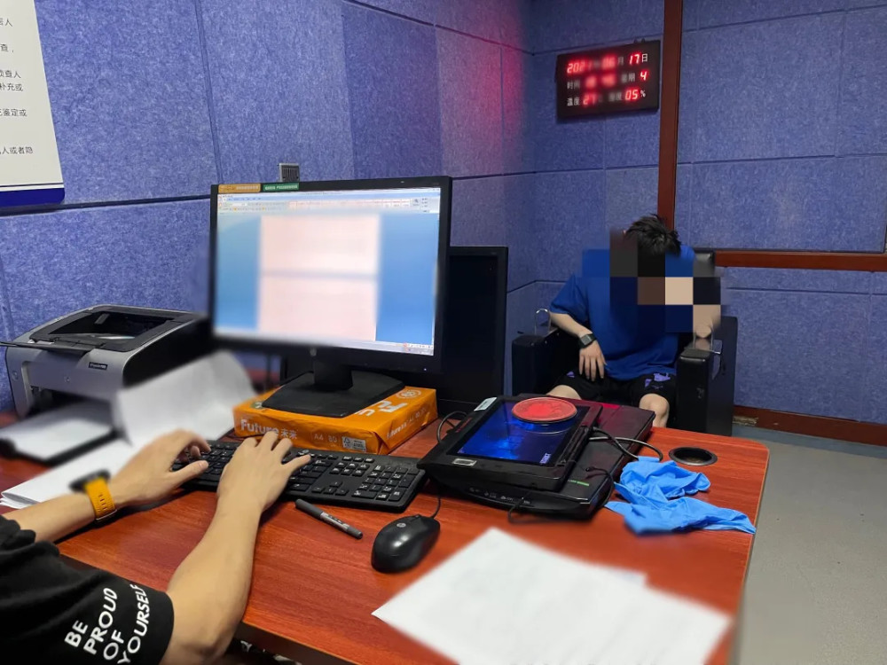 浙江台州警方抓获6名犯罪嫌疑人,5人毕业于名校,1人为名校研究生