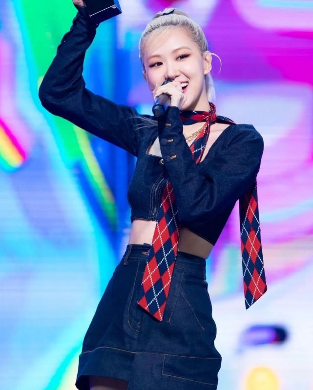 朴彩英美图‖舞台照系列