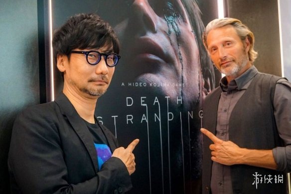 小岛秀夫在推特上说到:"我有很多想法,想让麦斯做我游戏的主角,曾经我