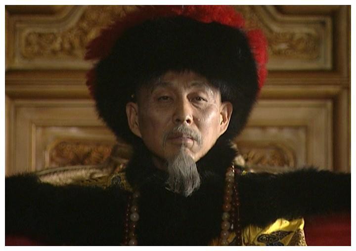 《康熙王朝》康熙为什么非贬容妃不可?原来姚启圣早就影射过容妃