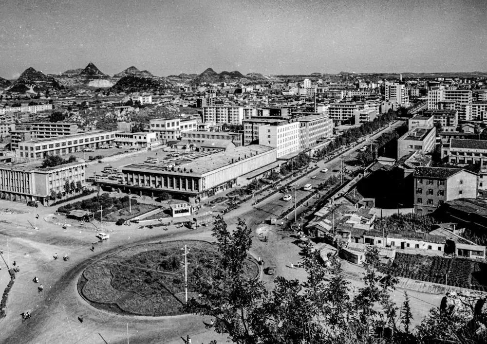 安顺拍客这些黑白照片里有你的记忆吗