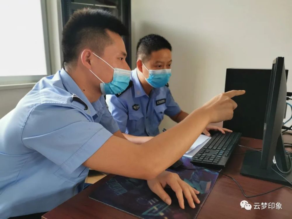 失主 沈三毛7月23日,沙河乡派出所接到村民沈三毛报警,称其停放在道路