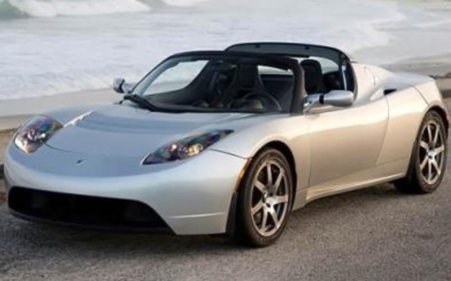 特斯拉的第一代跑车tesla roadster
