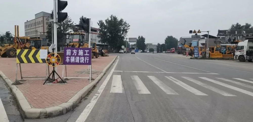 对 g343线k852 000m-k853 839m路段(107国道老西关汽车站十字路口向南