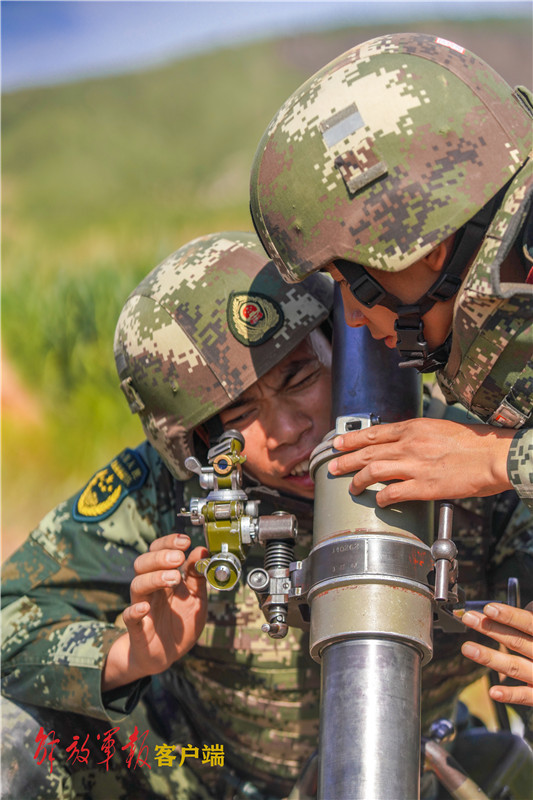 多瑙河水位下降露出二戰(zhàn)軍艦：還有數(shù)噸彈藥和爆炸物瑞思英語太差了
