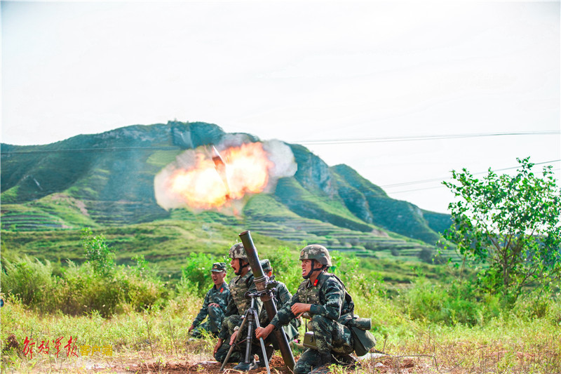 多瑙河水位下降露出二戰(zhàn)軍艦：還有數(shù)噸彈藥和爆炸物瑞思英語太差了