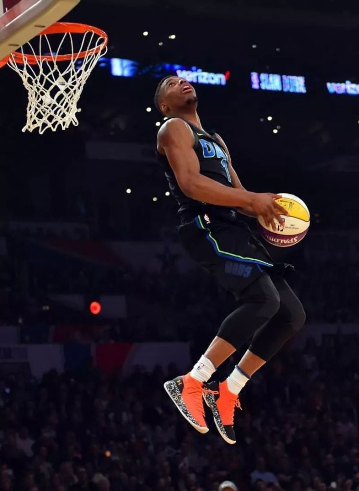 nba 曾经的“天之骄子”——小丹尼斯史密斯带着训练营合同回来了