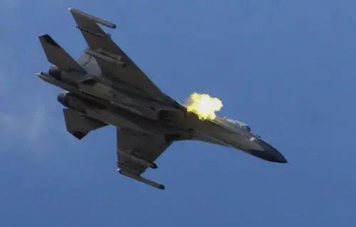 歼16的机炮为什么要打补丁增强设计这是苏27家族传统