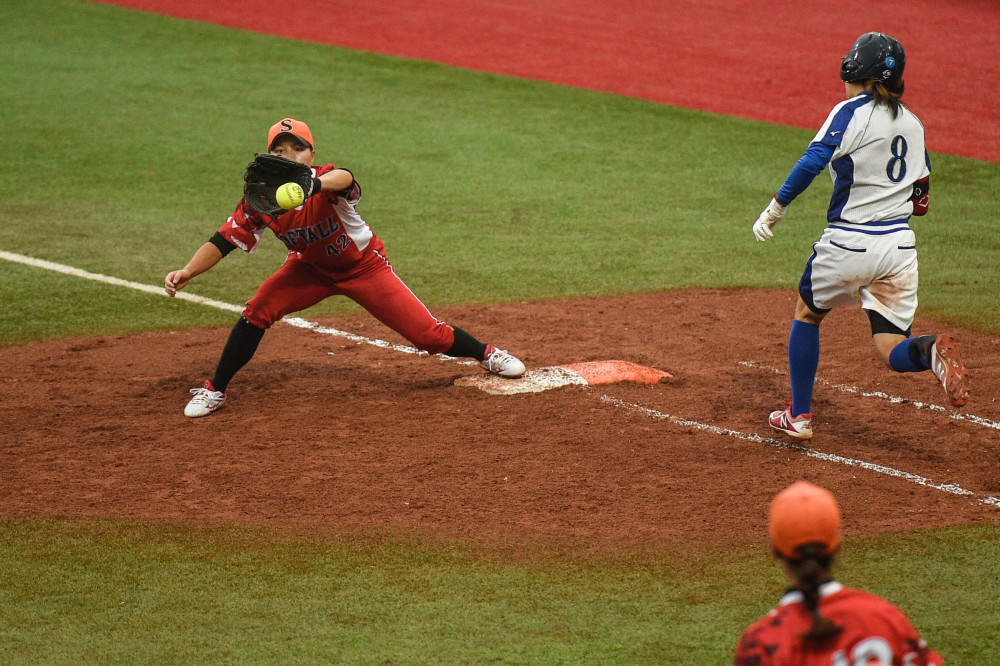 (全运会)垒球——女子小组赛:四川胜陕西