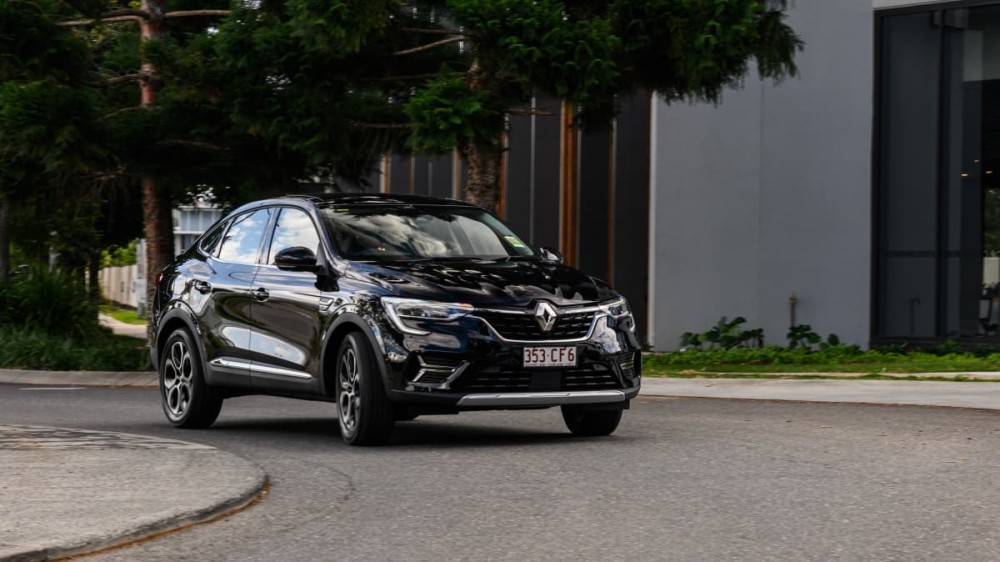 2022款雷诺arkanaintens价格实惠的小型suv轿跑车