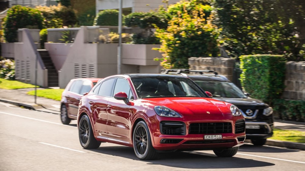 2021款保时捷卡宴双门轿跑车gts评测v8的再度回归