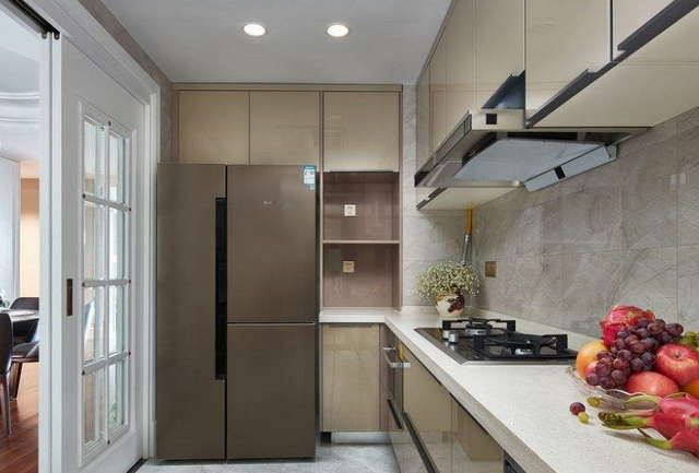 冰箱放在厨房中,有很多缺点,很多人都忽略了