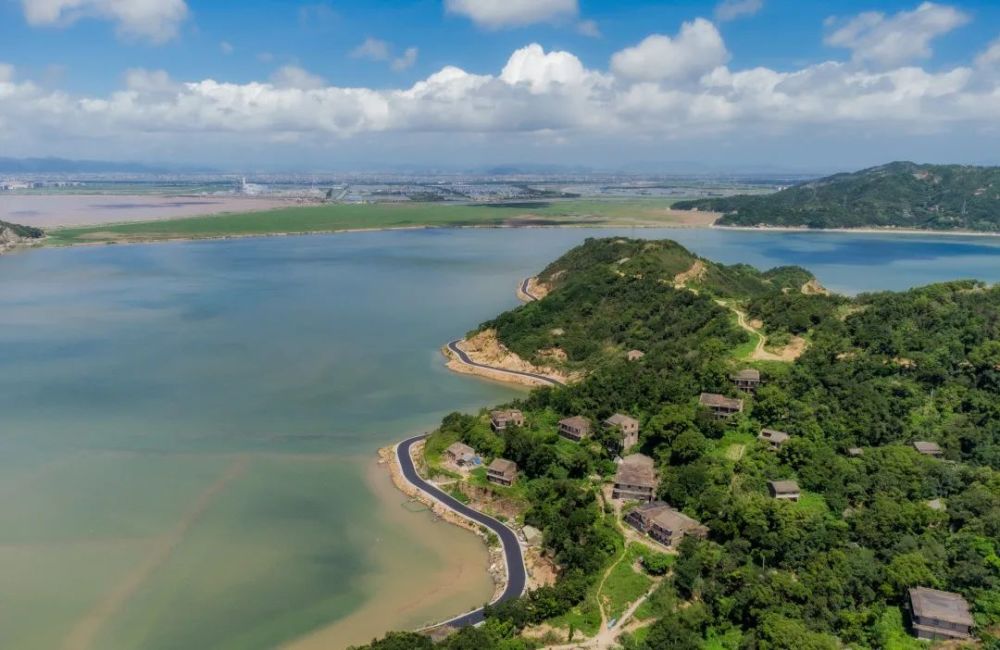 一座适合骑行,野营的原生态岛屿!太出片了_腾讯新闻
