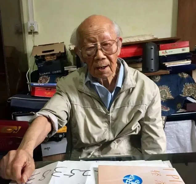 惹官司了|诸志祥|戴铁郎|黑猫警长|上海美术电影制片厂|小蝌蚪找