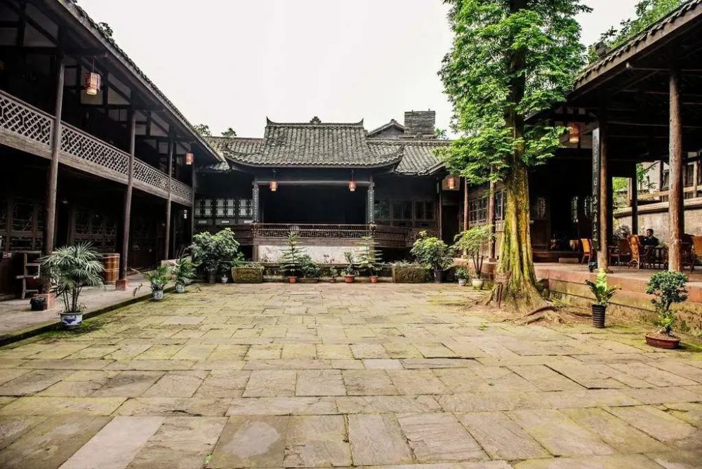 眉山各地的特色建筑哪幢更有韵味