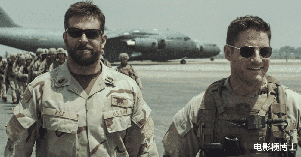 即使放眼全球,《红海行动》的质量也可以跟《黑鹰坠落》《危机13小时