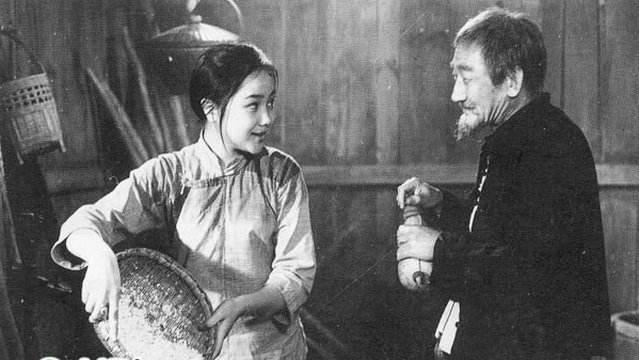 《边城》:一个人爱而不得,一个人终生愧疚,一个人漫长等待