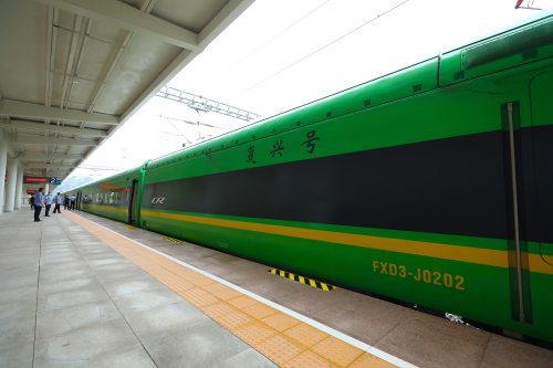 安康至汉中动车复兴号动车开通,时速160公里可搭乘720名旅客