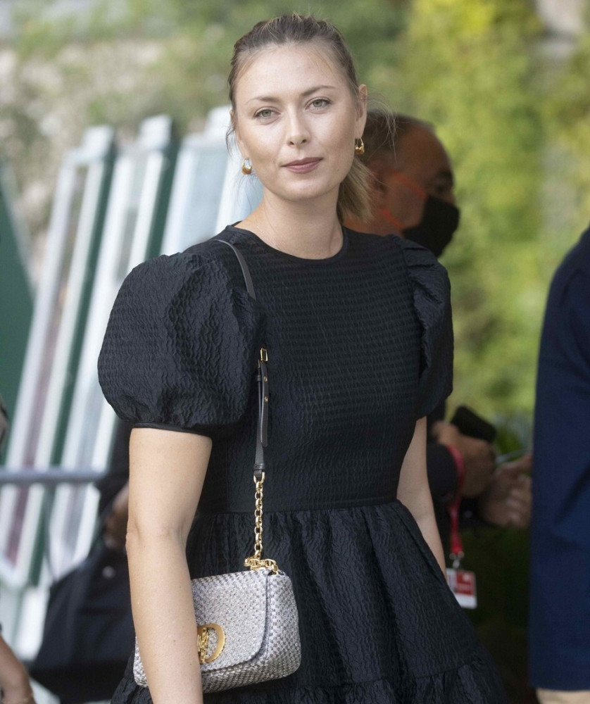 网坛女神莎拉波娃近照曝光退役变大妈可惜听不到精彩的比赛了