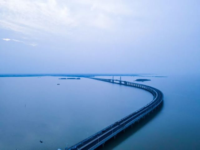 一桥飞架东西天堑变通途寿县瓦埠湖大桥顺利合龙