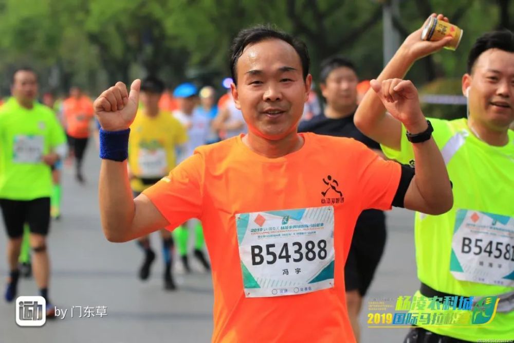 我是火炬手冯宇自觉将个人履职融入政协工作提质增效