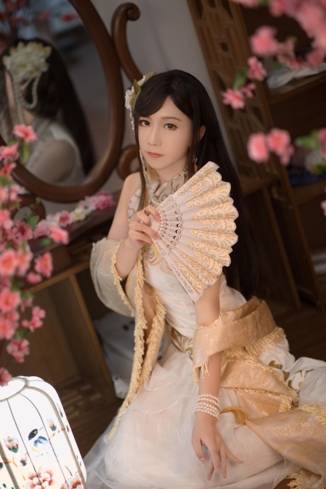 cos赏析:奇迹暖暖·上海烟云梦