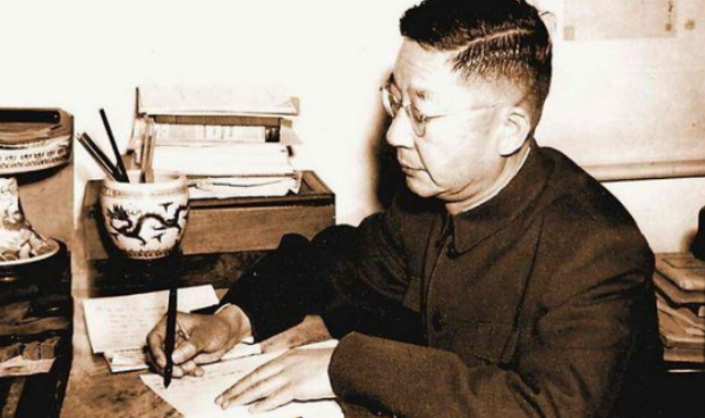 新學(xué)堂歌詠鵝春曉舞蹈入侵豪華八國聯(lián)軍專家團(tuán)百年藝術(shù)家天河區(qū)摩登百貨貴嗎