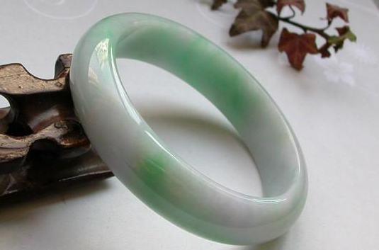 冷门马牙种翡翠有没有逆袭的可能