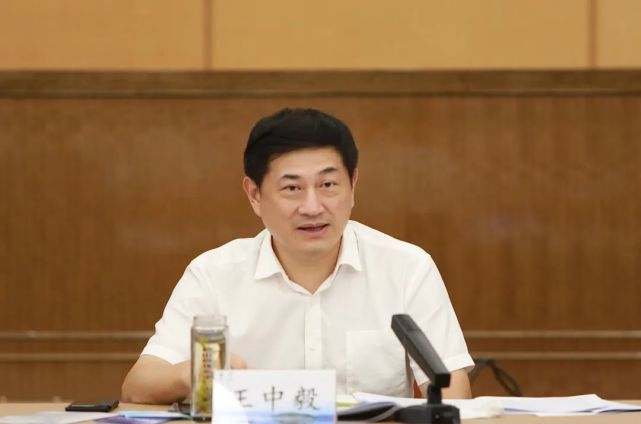 省委政法委副书记王中毅来常调研社会治理中心建设工作