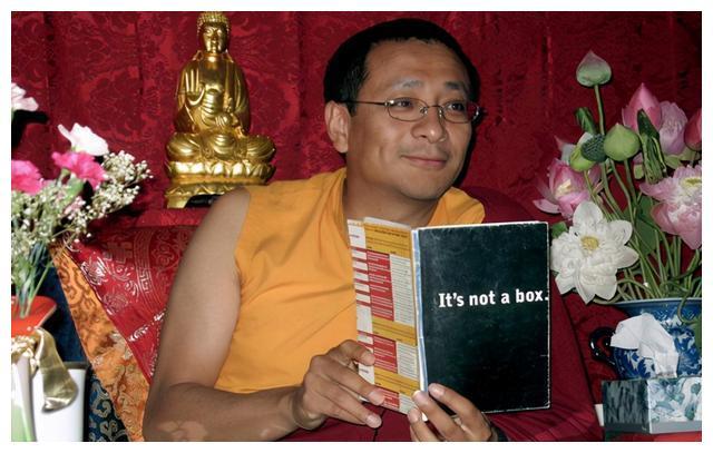 阿雅的活佛老公,终于露真容了,女儿都六岁了,三人享受天伦时光