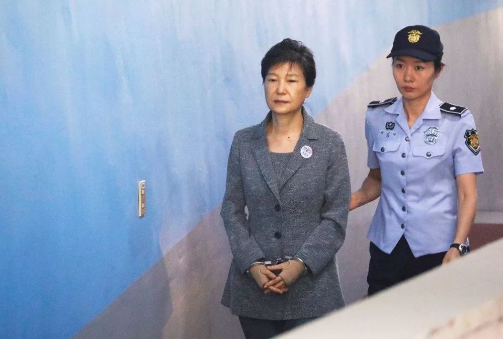 韩国总统是高危职业 12任总统11个不得善终 文在寅如何自保 腾讯新闻
